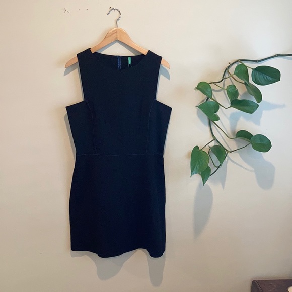 Euro United Colors of Benetton - Picture 1 of 7